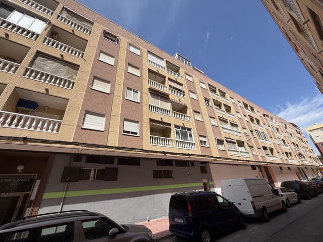 2 soveværelse Lejlighed til salg i Torrevieja med swimmingpool - € 150.000 (Ref: 10097047)