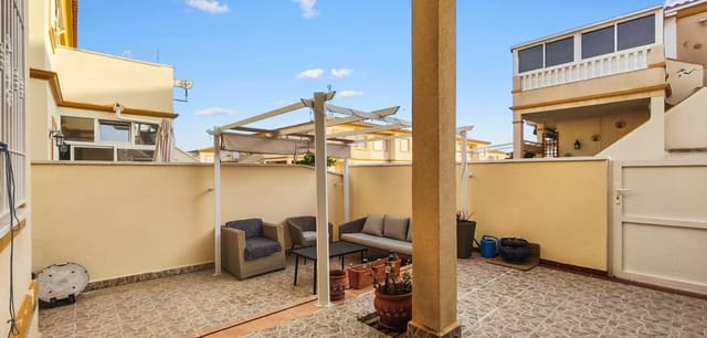 2 soverom Hus til salgs i Orihuela Costa, Orihuela med svømmebasseng - € 169 000 (Ref: 10097060)