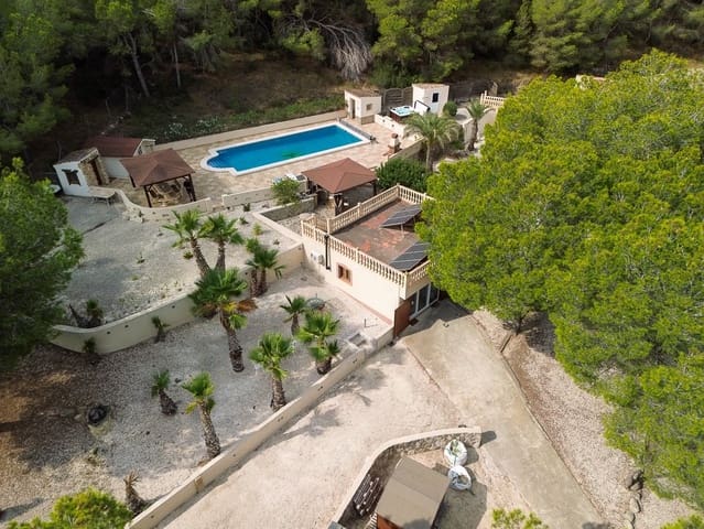 4 soveværelse Finca/Landehus til salg i Torremendo, Orihuela med swimmingpool garage - € 544.990 (Ref: 10097063)