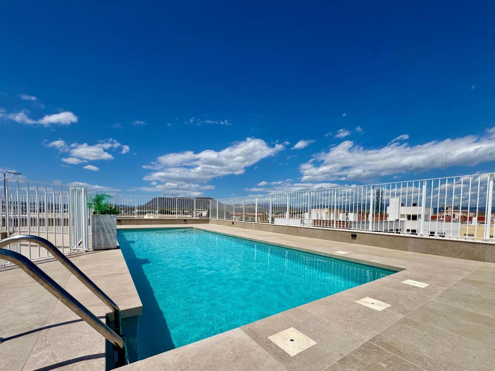 3 bedroom Apartment for sale in Alicante / Alacant city with pool garage - € 320,000 (Ref: 10097069)