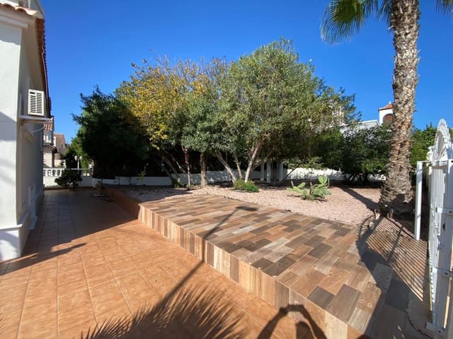4 quarto Moradia para venda em Torrevieja com piscina - 594 900 € (Ref: 10097074)