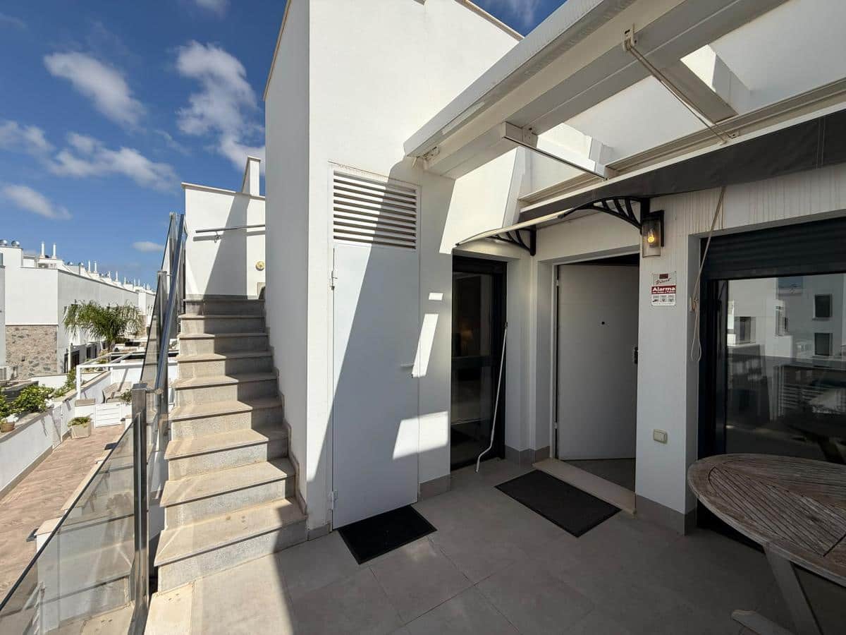 Apartamento de 3 habitaciones en Torre de la Horadada en venta con piscina garaje - 339.900 € (Ref: 10097075)