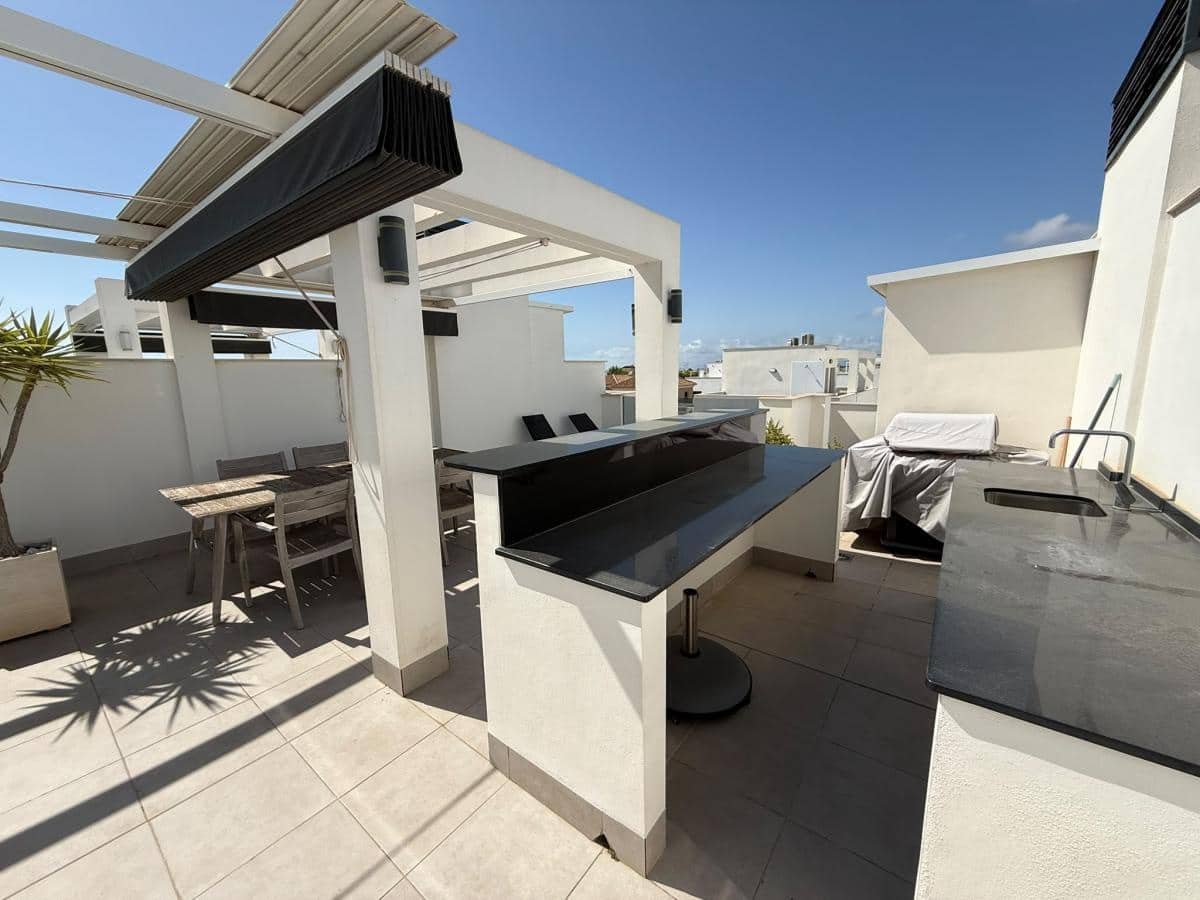Apartamento de 3 habitaciones en Torre de la Horadada en venta con piscina garaje - 339.900 € (Ref: 10097075)