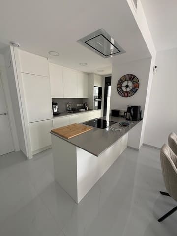Chalet de 3 habitaciones en Vistabella, Orihuela en venta con piscina - 475.000 € (Ref: 10097115)