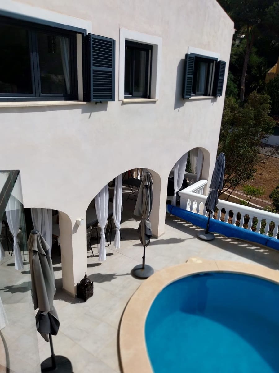 4 bedroom Villa for sale in Costa de la Calma with pool garage - € 2,350,000 (Ref: 10135441)