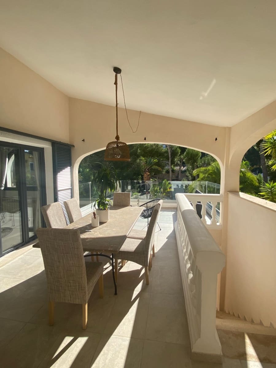 4 bedroom Villa for sale in Costa de la Calma with pool garage - € 2,350,000 (Ref: 10135441)