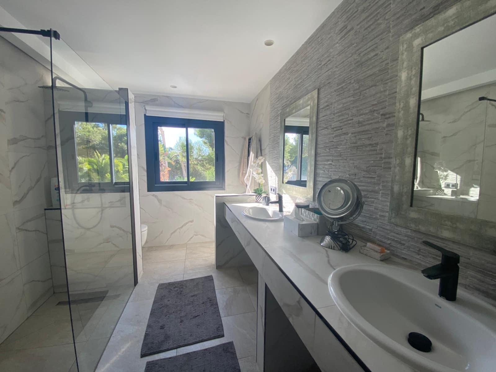 4 bedroom Villa for sale in Costa de la Calma with pool garage - € 2,350,000 (Ref: 10135441)