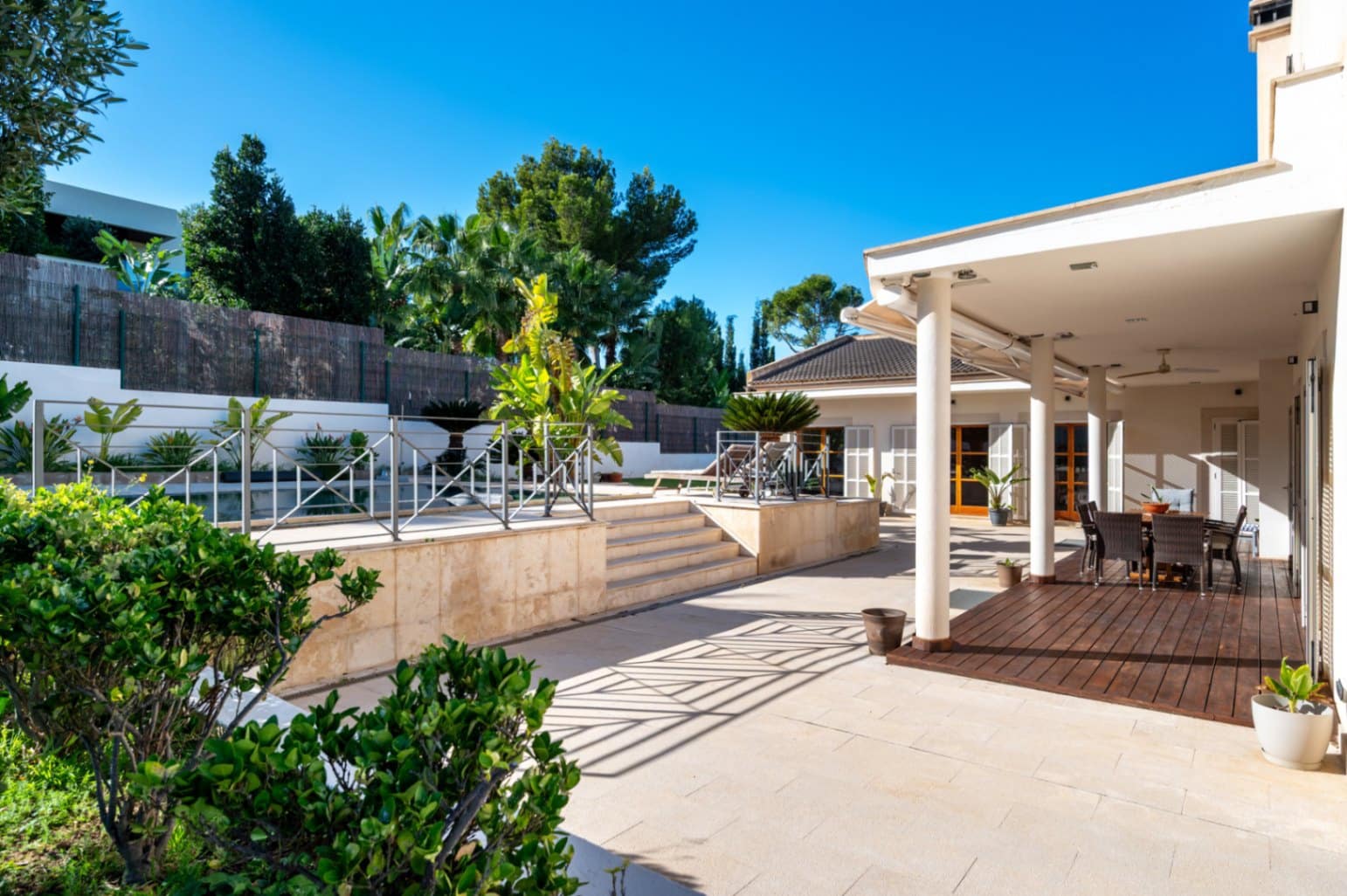 5 bedroom Villa for sale in Calvia with pool garage - € 2,500,000 (Ref: 10135442)