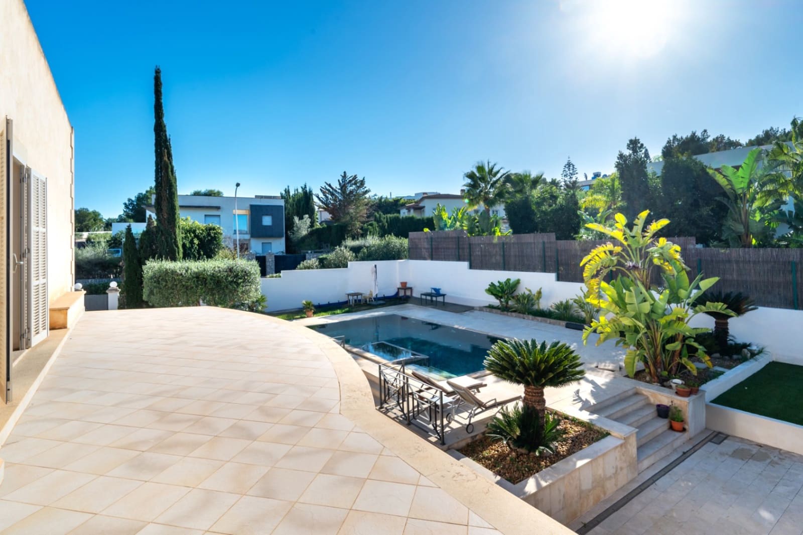 5 bedroom Villa for sale in Calvia with pool garage - € 2,500,000 (Ref: 10135442)