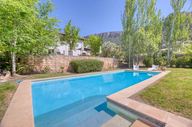 5 soverom Villa til salgs i Esporles med svømmebasseng garasje - € 1 650 000 (Ref: 10153048)
