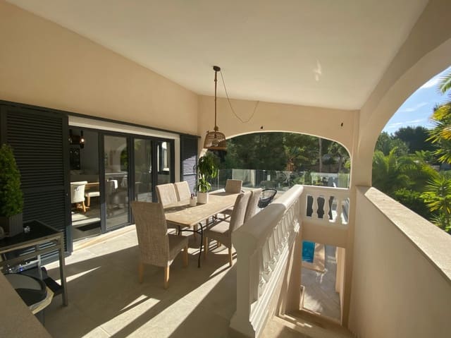 4 soverom Villa til salgs i Costa de la Calma, Calvià med svømmebasseng garasje - € 2 350 000 (Ref: 10153049)