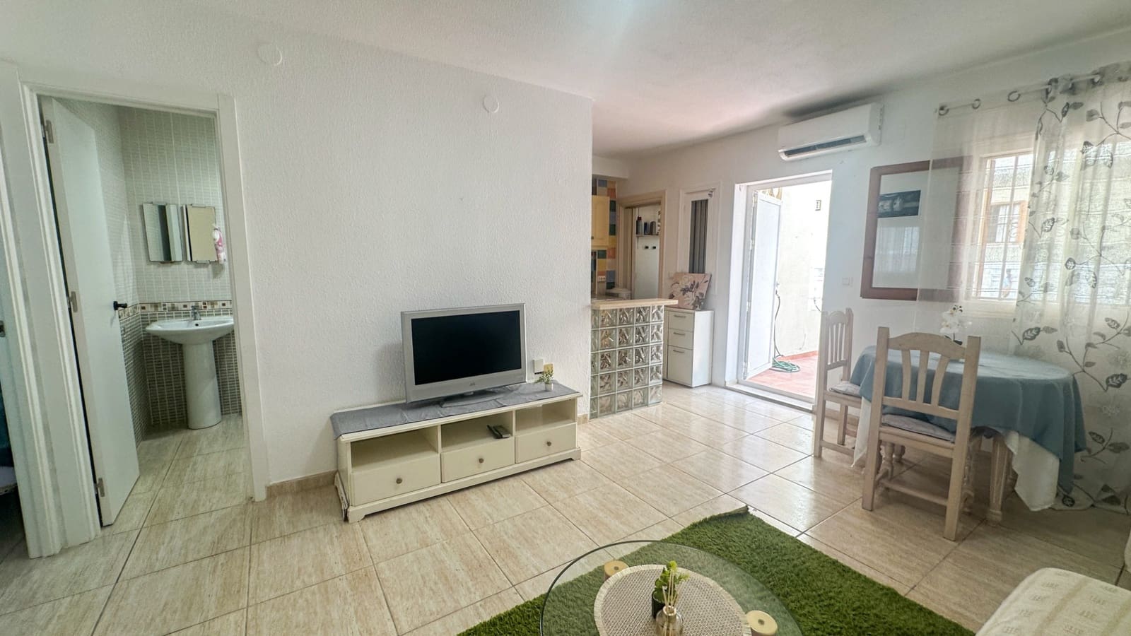 Apartamento de 2 habitaciones en La Zenia en venta - 165.000 € (Ref: 10153086)