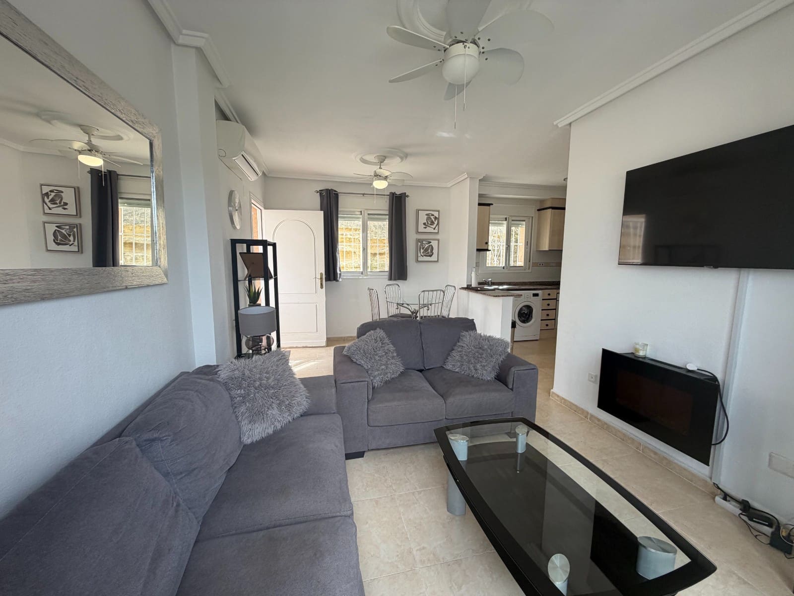 2 soverom Leilighet til salgs i Ciudad Quesada med svømmebasseng garasje - € 159 900 (Ref: 10165725)