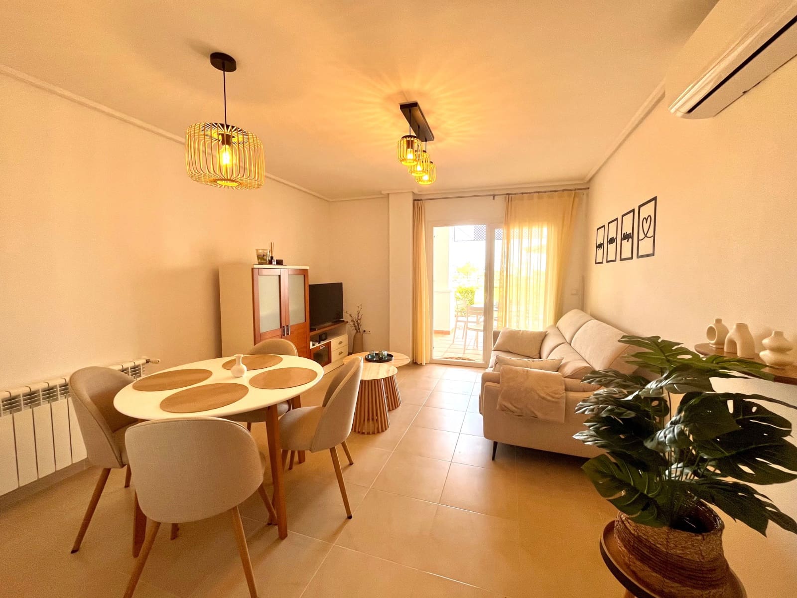 2 soverom Leilighet til salgs i Hacienda Riquelme med svømmebasseng garasje - € 174 900 (Ref: 10179162)