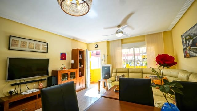 3 soverom Hus til salgs i Orihuela Costa, Orihuela med svømmebasseng garasje - € 299 000 (Ref: 10179172)