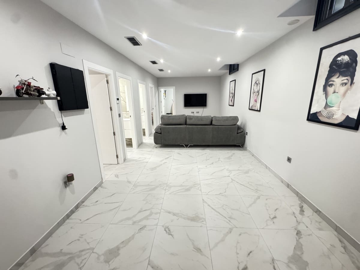 5 camera da letto Villa in vendita in Villamartin - 480.000 € (Rif: 4889530)