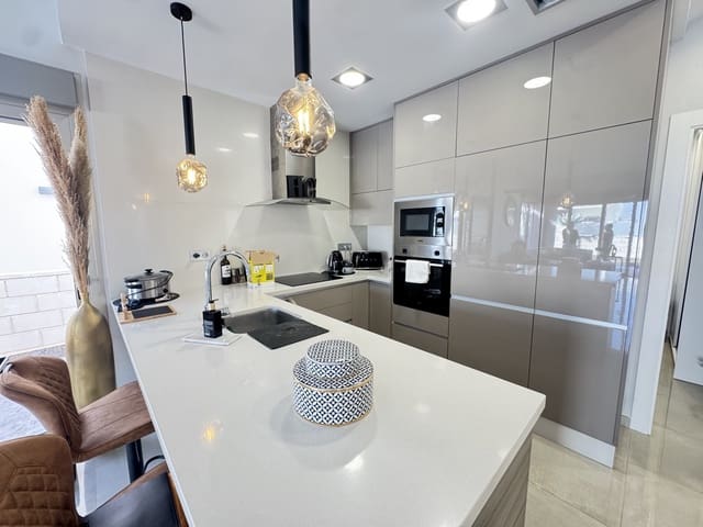 3 quarto Moradia para venda em Villamartin, Orihuela - 369 950 € (Ref: 4889544)