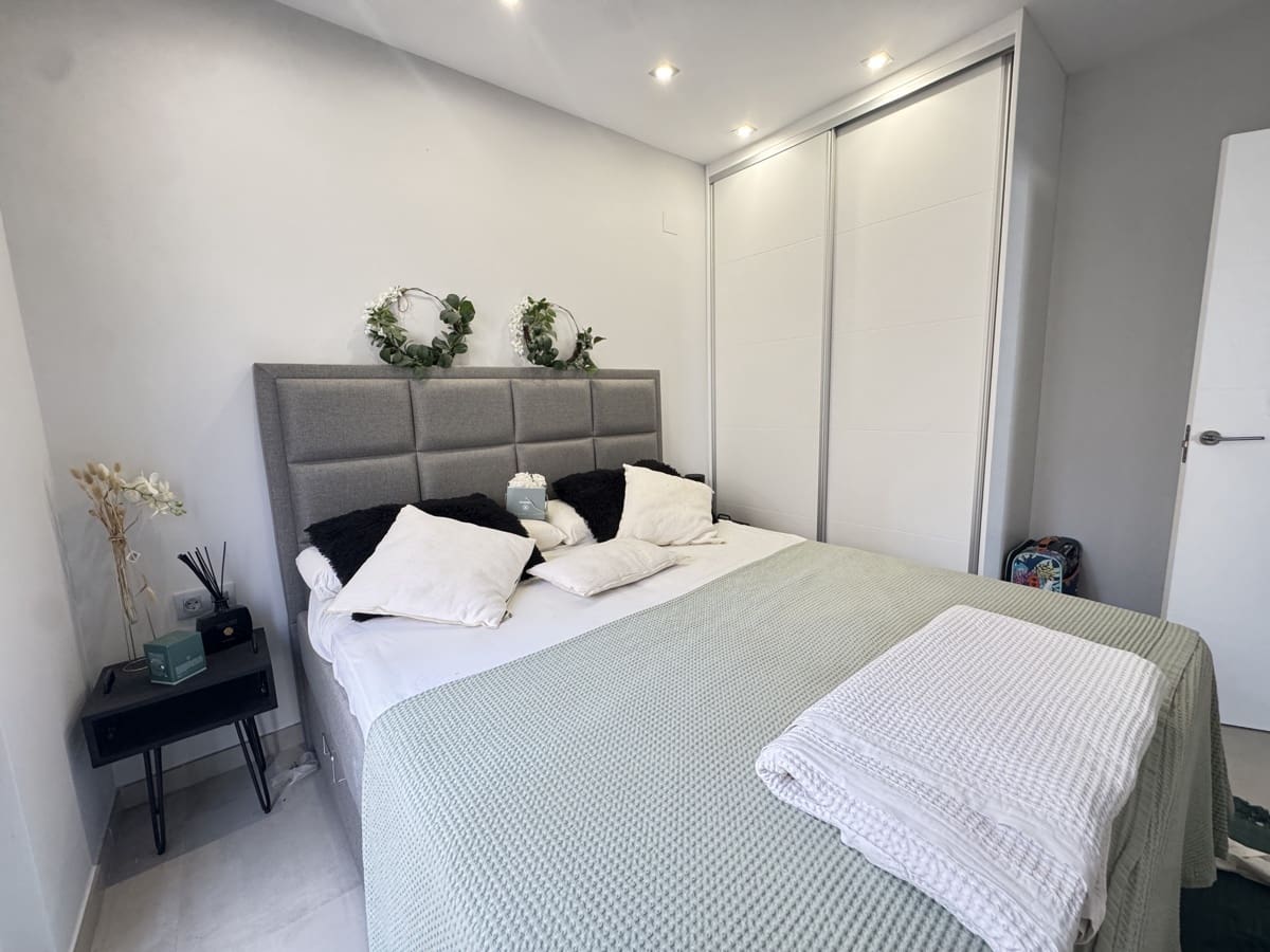 3 quarto Moradia para venda em Villamartin - 369 950 € (Ref: 4889544)