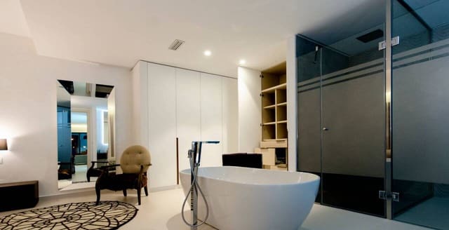 4 quarto Moradia para venda em Campoamor, Orihuela com piscina garagem - 1 195 000 € (Ref: 7922714)