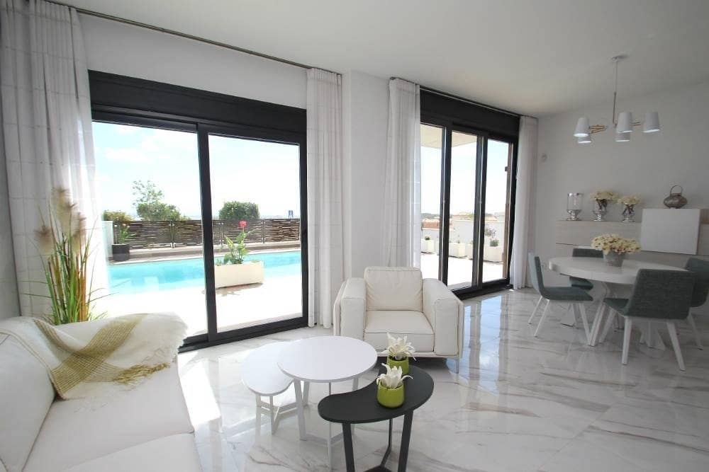 3 quarto Moradia para venda em San Miguel de Salinas com piscina garagem - 630 000 € (Ref: 8218621)