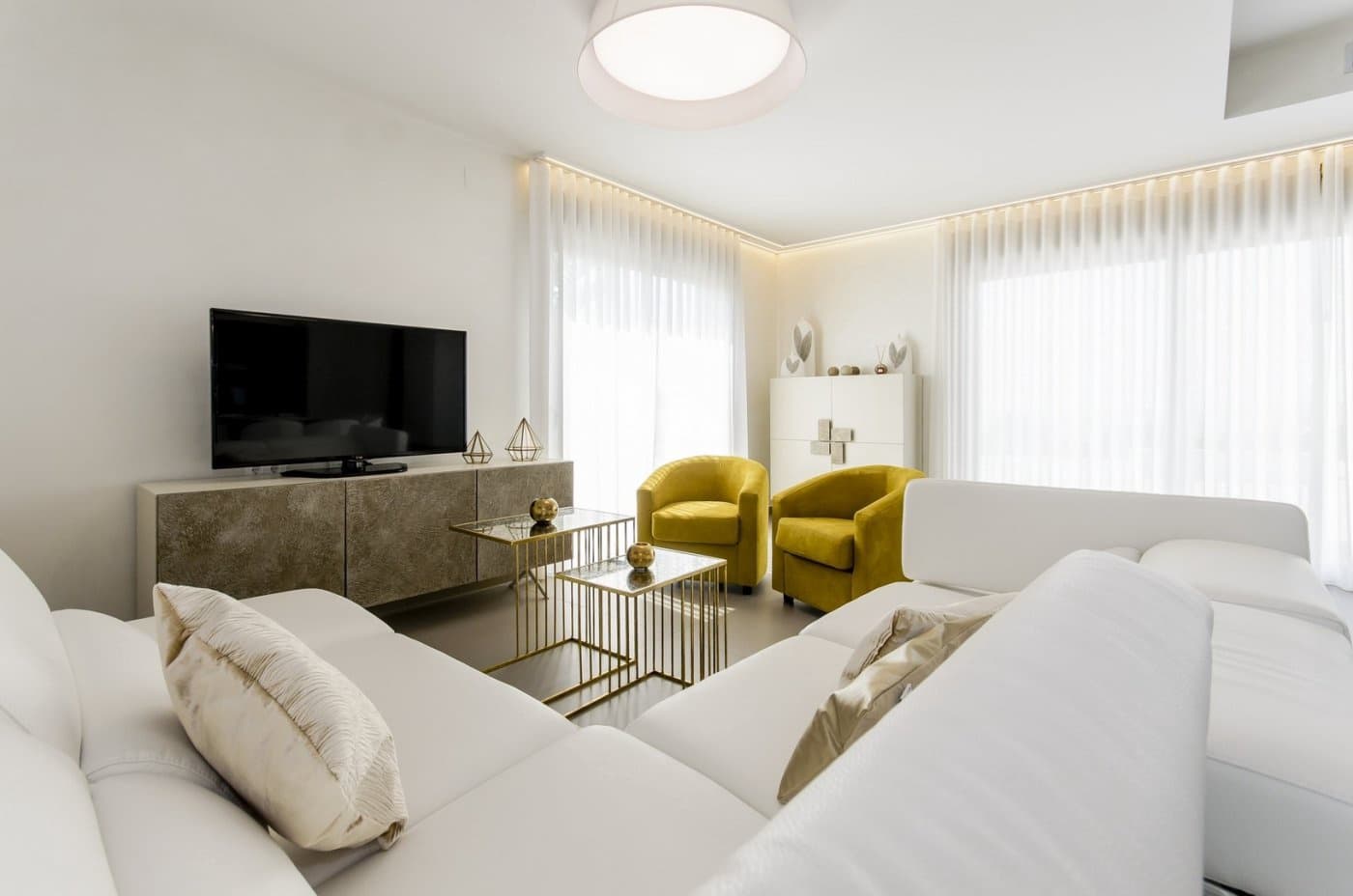 3 makuuhuone Huvila myytävänä paikassa Campoamor mukana uima-altaan - 1 195 000 € (Ref: 8340969)