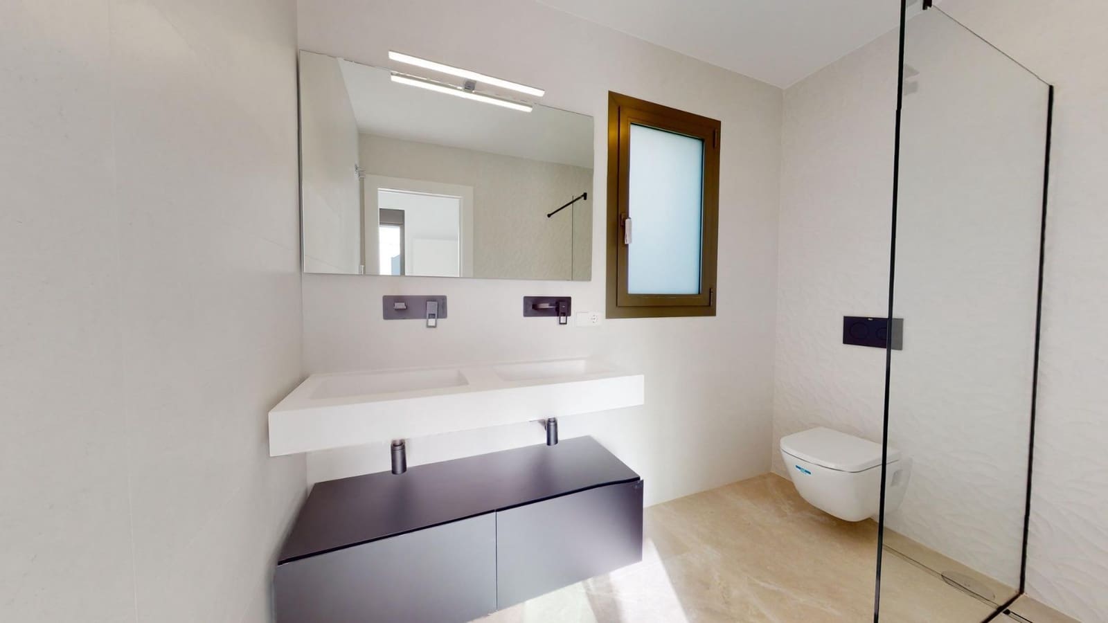 3 quarto Moradia para venda em Los Alcazares com piscina garagem - 689 900 € (Ref: 8341135)