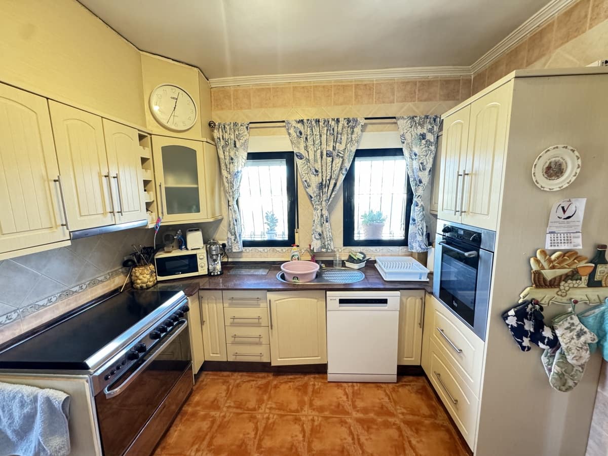 3 bedroom Finca/Country House for sale in Torremendo, Orihuela with