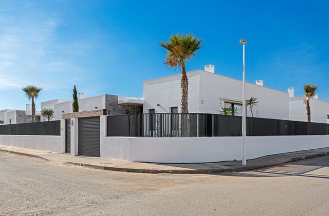 3 bedroom Villa for sale in Mar de Cristal, Cartagena with pool garage - € 549,000 (Ref: 8674040)