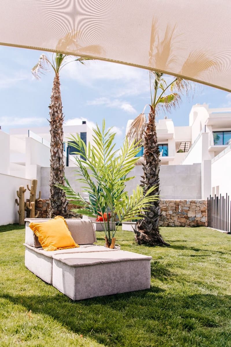 4 bedroom Bungalow for sale in La Marquesa with pool - € 599,000 (Ref: 8761586)