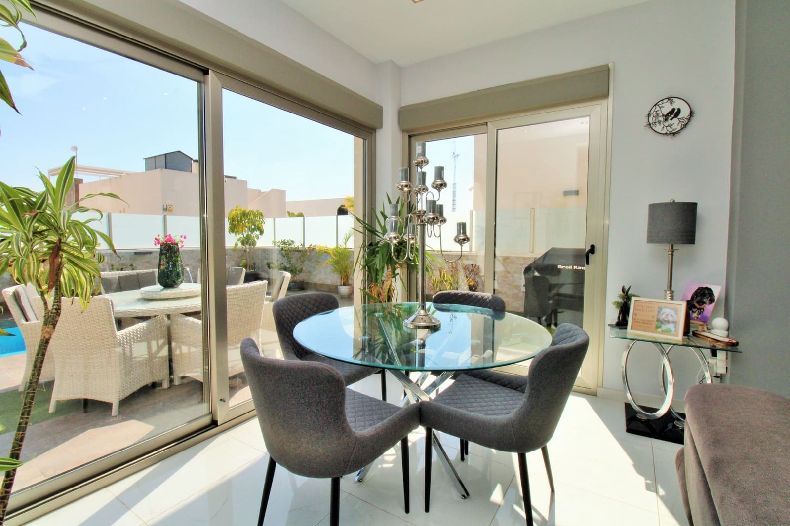 4 bedroom Villa for sale in Villamartin - € 477,000 (Ref: 9299161)