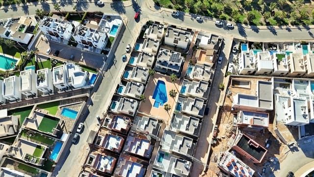 2 quarto Moradia para venda em Villamartin, Orihuela - 259 000 € (Ref: 9299181)