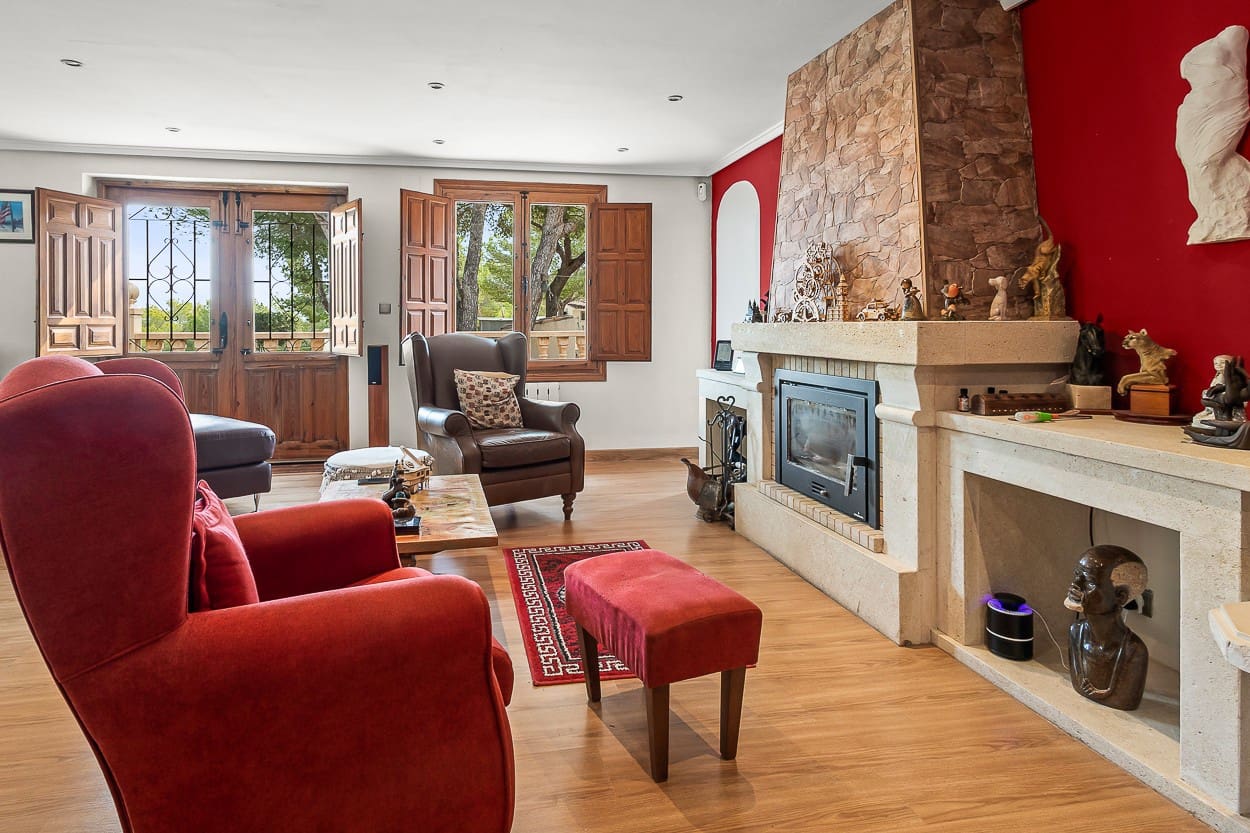 4 bedroom Finca/Country House for sale in Torremendo - € 575,000 (Ref: 9299203)