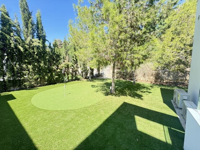 4 bedroom Villa for sale in Las Colinas Golf, Orihuela - € 619,000 (Ref: 9299227)