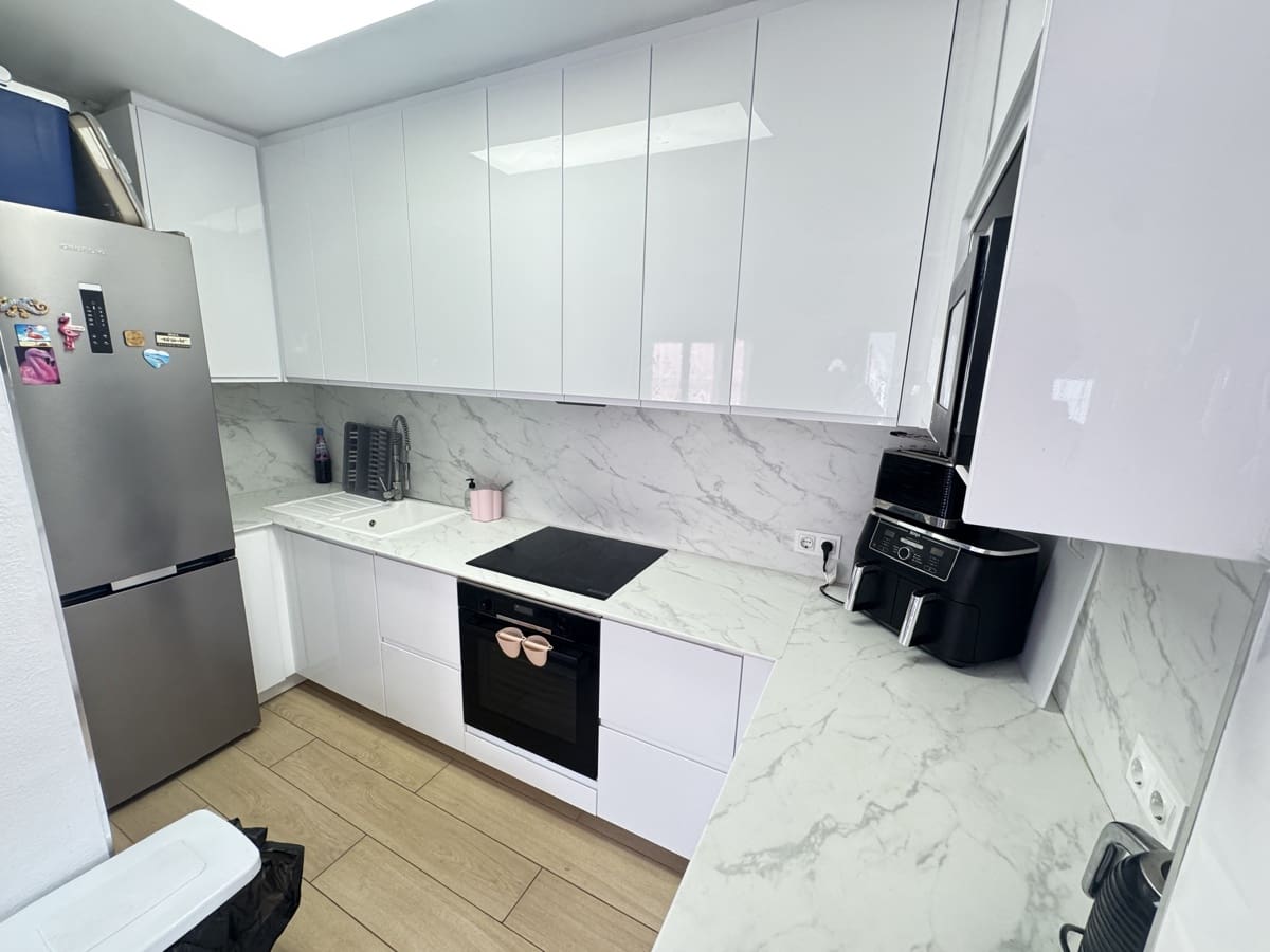 5 bedroom Villa for sale in La Florida - € 349,000 (Ref: 9299244)