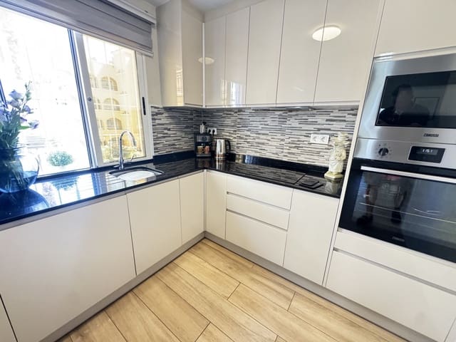 2 sovrum Villa till salu i Villamartin, Orihuela - 214 995 € (Ref: 9299246)