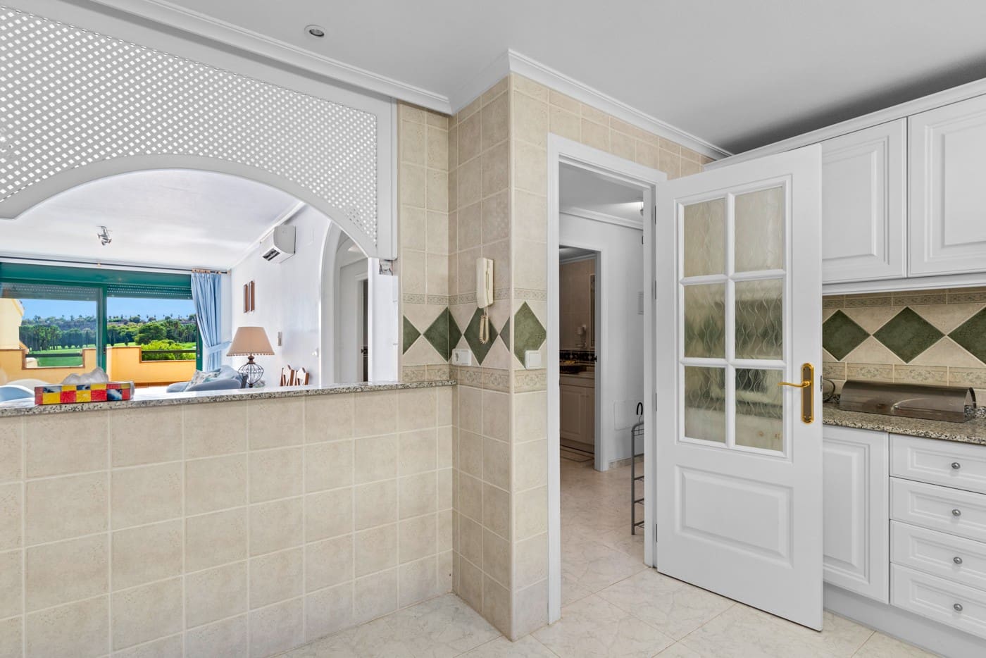 2 makuuhuone Huoneisto myytävänä paikassa Campoamor mukana uima-altaan - 279 000 € (Ref: 9299303)