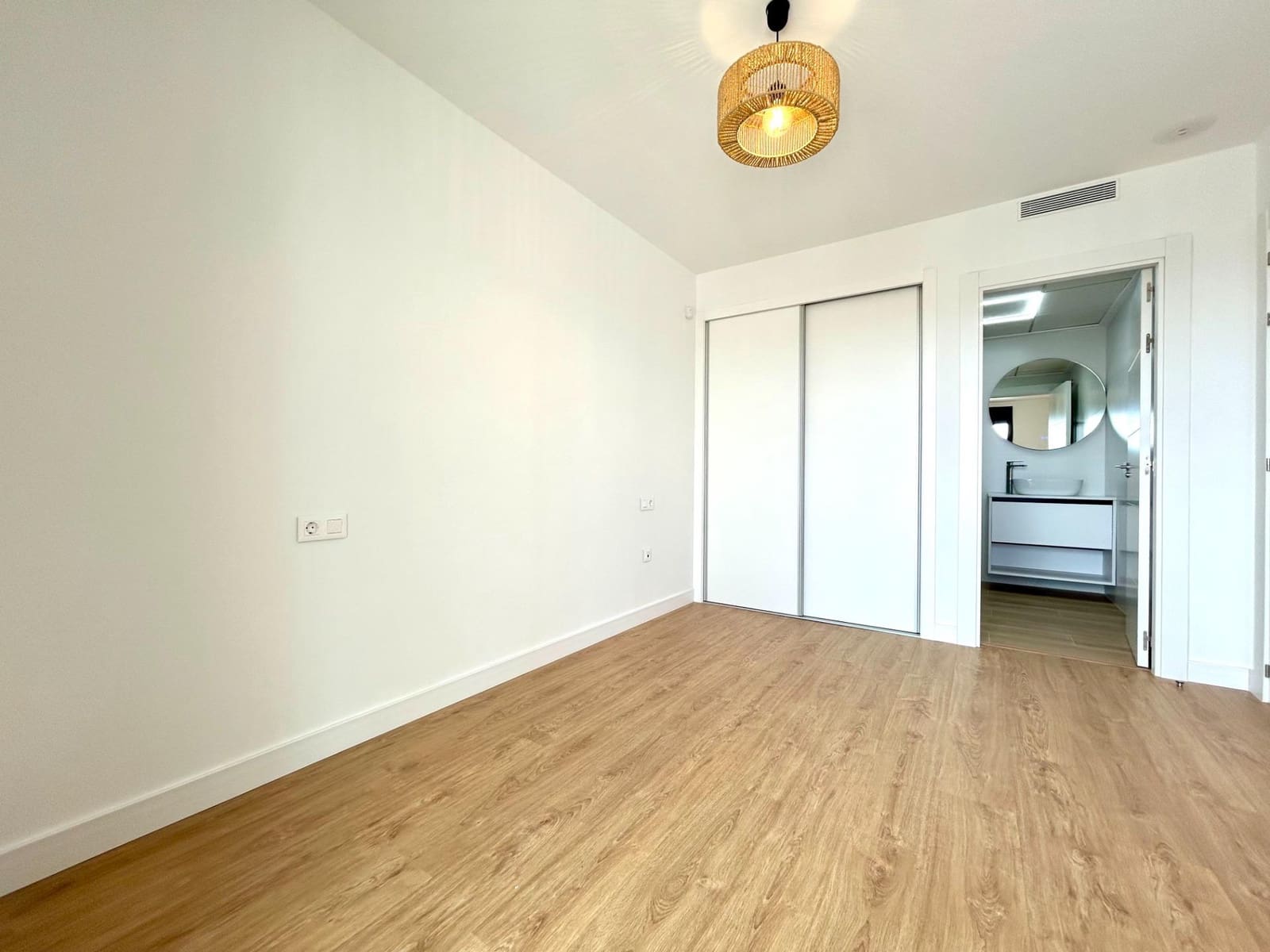 2 makuuhuone Huoneisto myytävänä paikassa Orihuela Costa mukana uima-altaan - 353 000 € (Ref: 9299318)