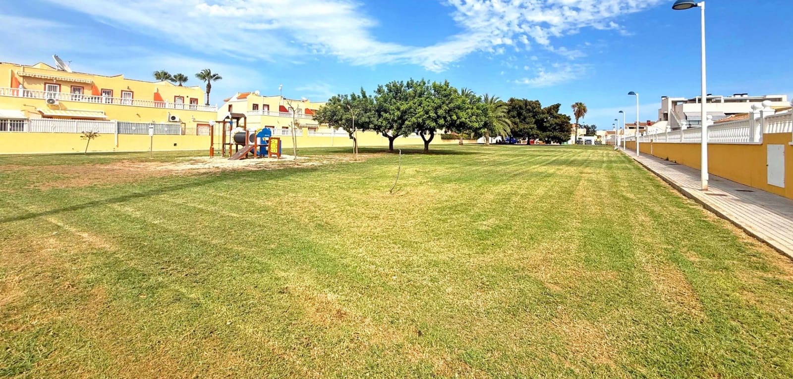 3 camera da letto Casa in vendita in Torrevieja con piscina - 175.000 € (Rif: 9299340)