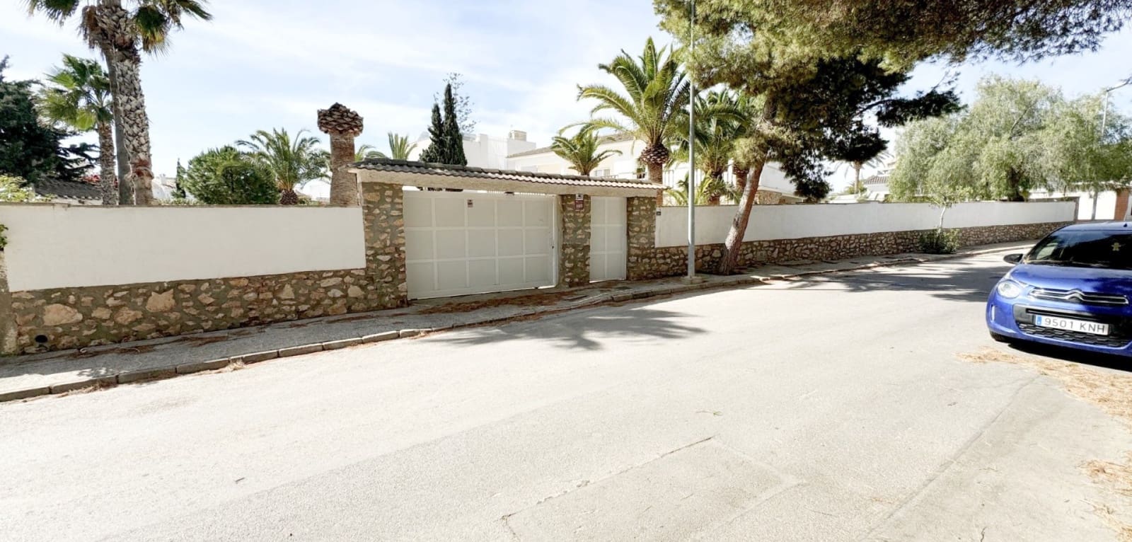 7 bedroom Villa for sale in Orihuela Costa with pool - € 899,000 (Ref: 9299375)