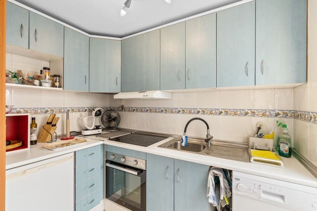 2 makuuhuone Omakotitalo myytävänä paikassa Gran Alacant, Santa Pola mukana uima-altaan - 220 000 € (Ref: 9299394)