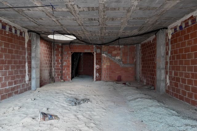 4 soverom Kommersiell til salgs i San Vicente / Sant Vicent del Raspeig med garasje - € 470 000 (Ref: 9299398)