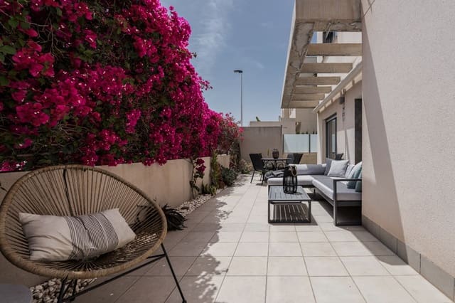 3 soveværelse Villa til salg i La Veleta, Torrevieja med swimmingpool garage - € 399.000 (Ref: 9299399)