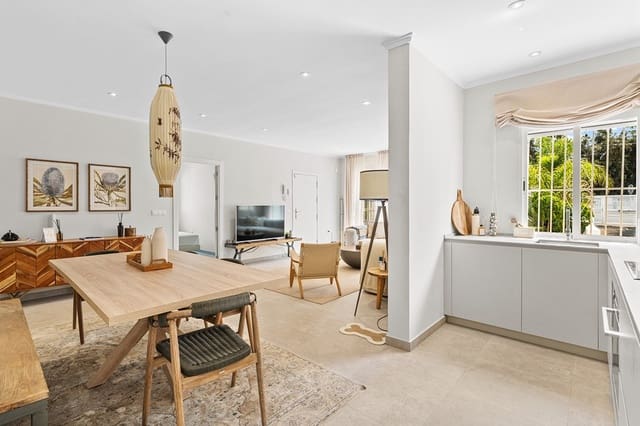 3 soveværelse Villa til salg i Cabo de las Huertas, Alicante by med swimmingpool garage - € 990.000 (Ref: 9299404)