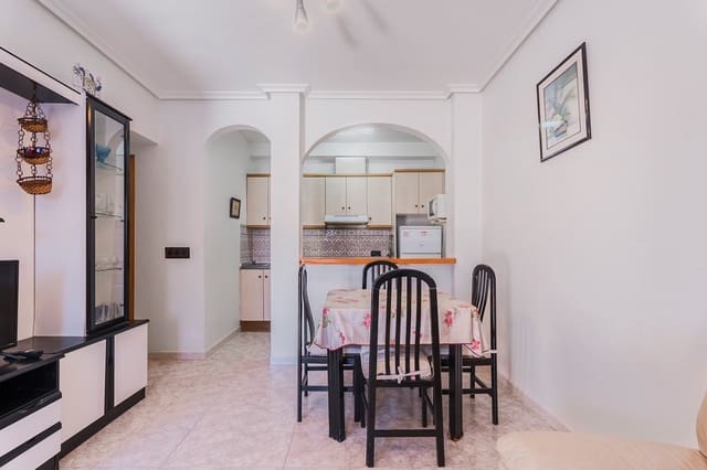 2 makuuhuone Omakotitalo myytävänä paikassa Orihuela Costa, Orihuela mukana uima-altaan - 199 000 € (Ref: 9299410)