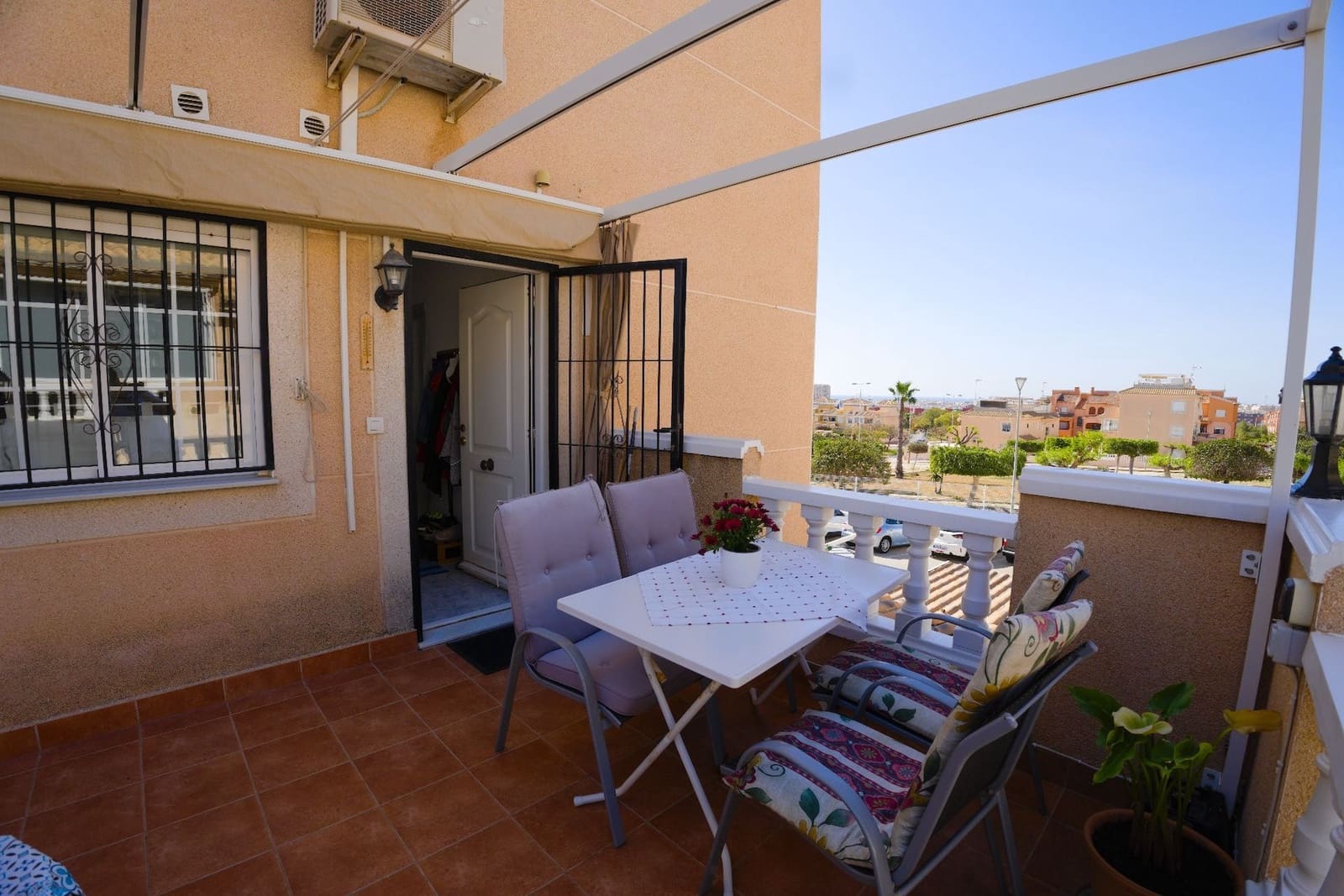 3 camera da letto Casa in vendita in Torrevieja con piscina garage - 220.000 € (Rif: 9299432)