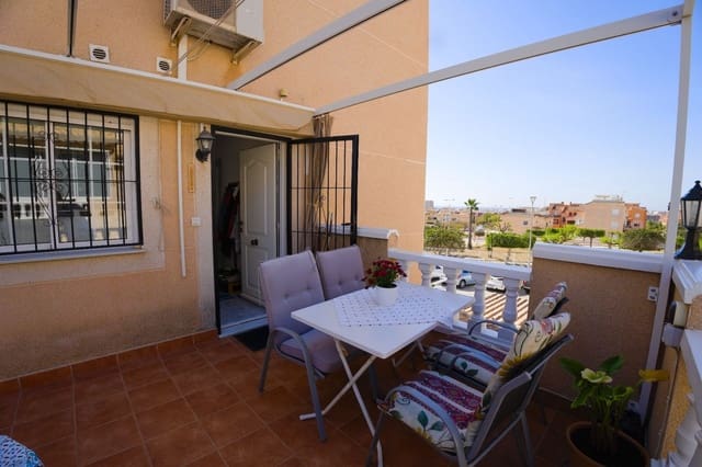 3 camera da letto Casa in vendita in Torrevieja con piscina garage - 220.000 € (Rif: 9299432)