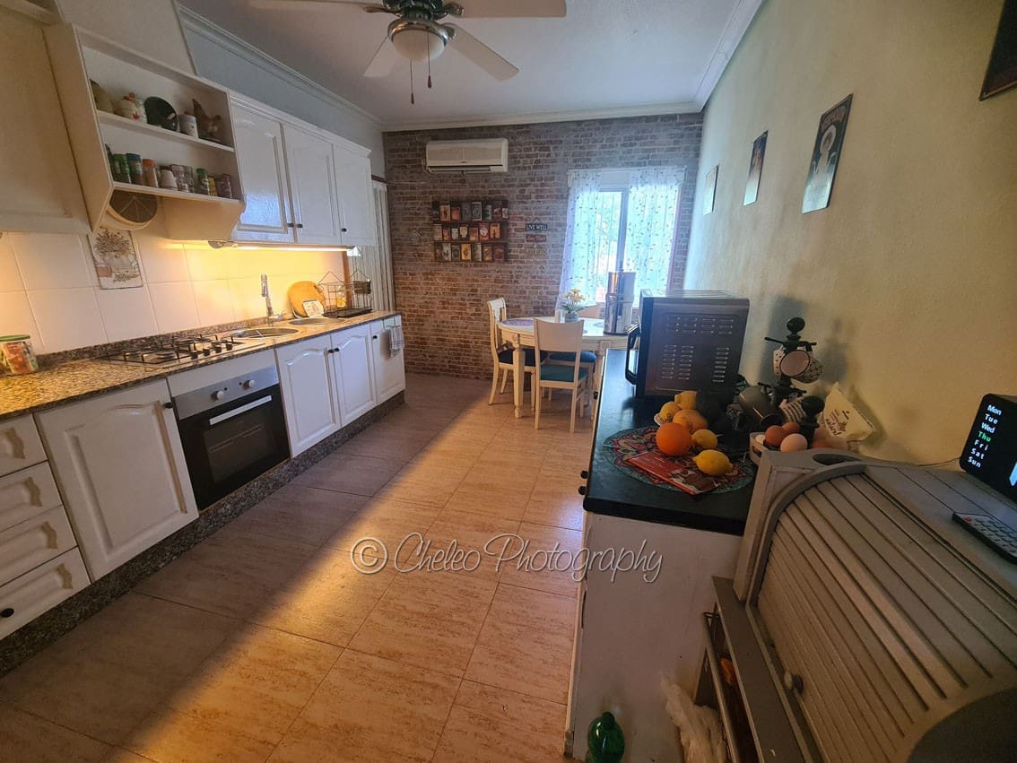 3 bedroom Finca/Country House for sale in Albatera - € 239,900 (Ref: 9308108)