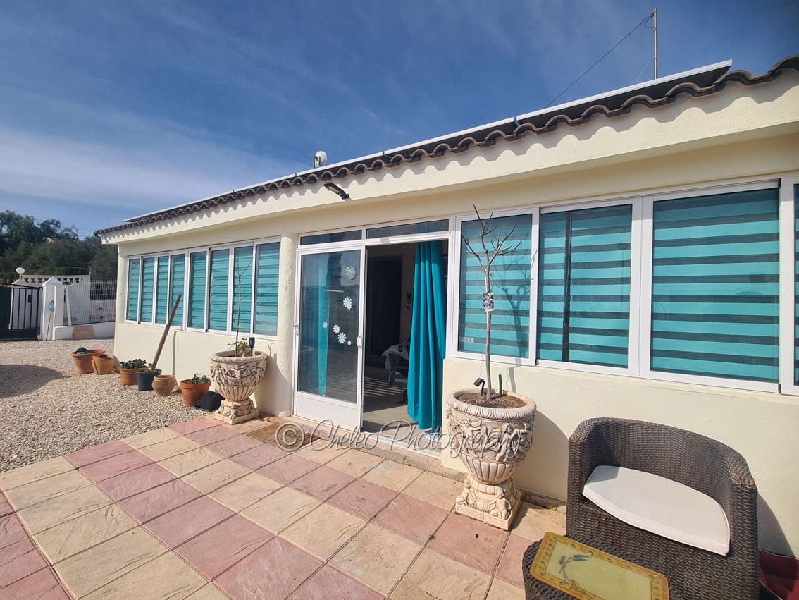 3 bedroom Finca/Country House for sale in Albatera - € 239,900 (Ref: 9308108)