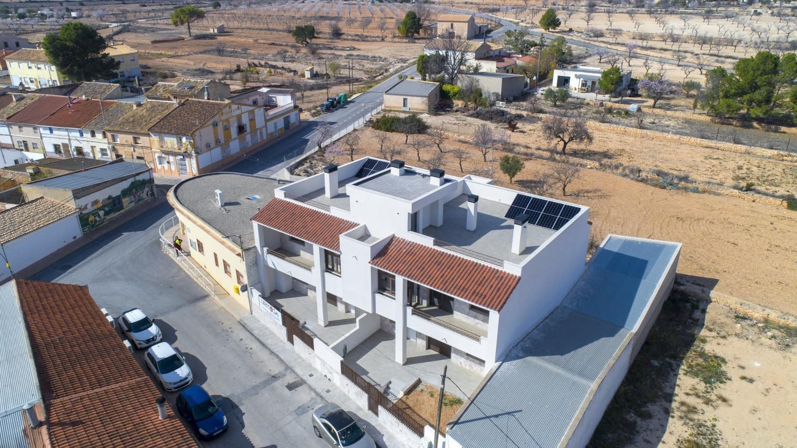 Bungalow de 3 habitaciones en Hondón de las Nieves en venta - 215.000 € (Ref: 9316832)