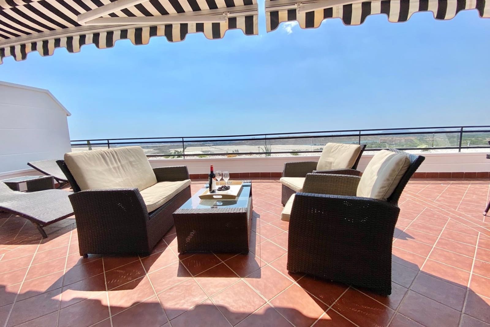 2 bedroom Apartment for sale in Muchamiel / Mutxamel - € 286,000 (Ref: 9321051)